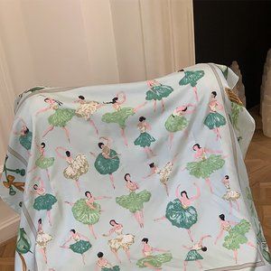 NWT Women Lavish La Dance 100% Silk in Twill Scarf 90cm